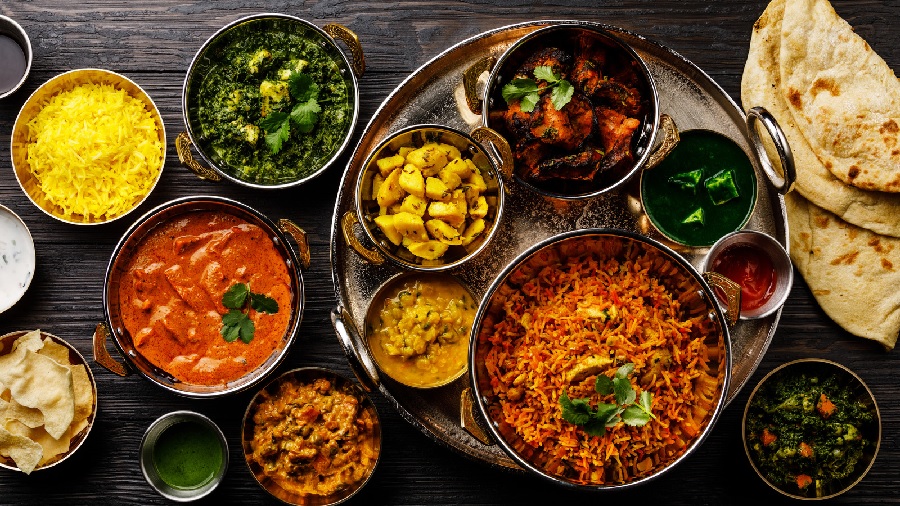 Why You Should Experiment With Indian Cuisine